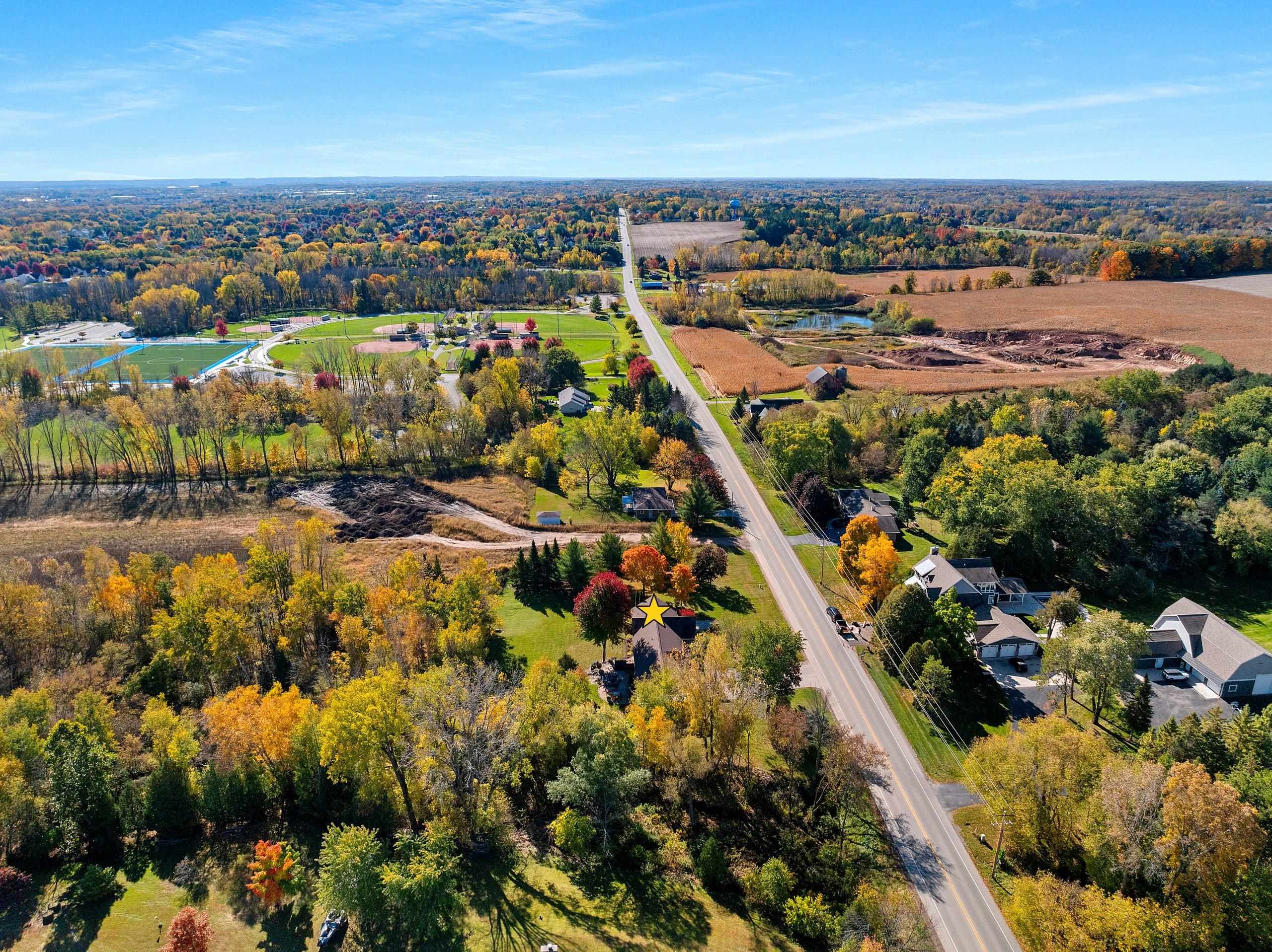 Green Bay, Wisconsin 54313, United States, 3 Bedrooms Bedrooms, ,3 BathroomsBathrooms,Residential,Active,231844