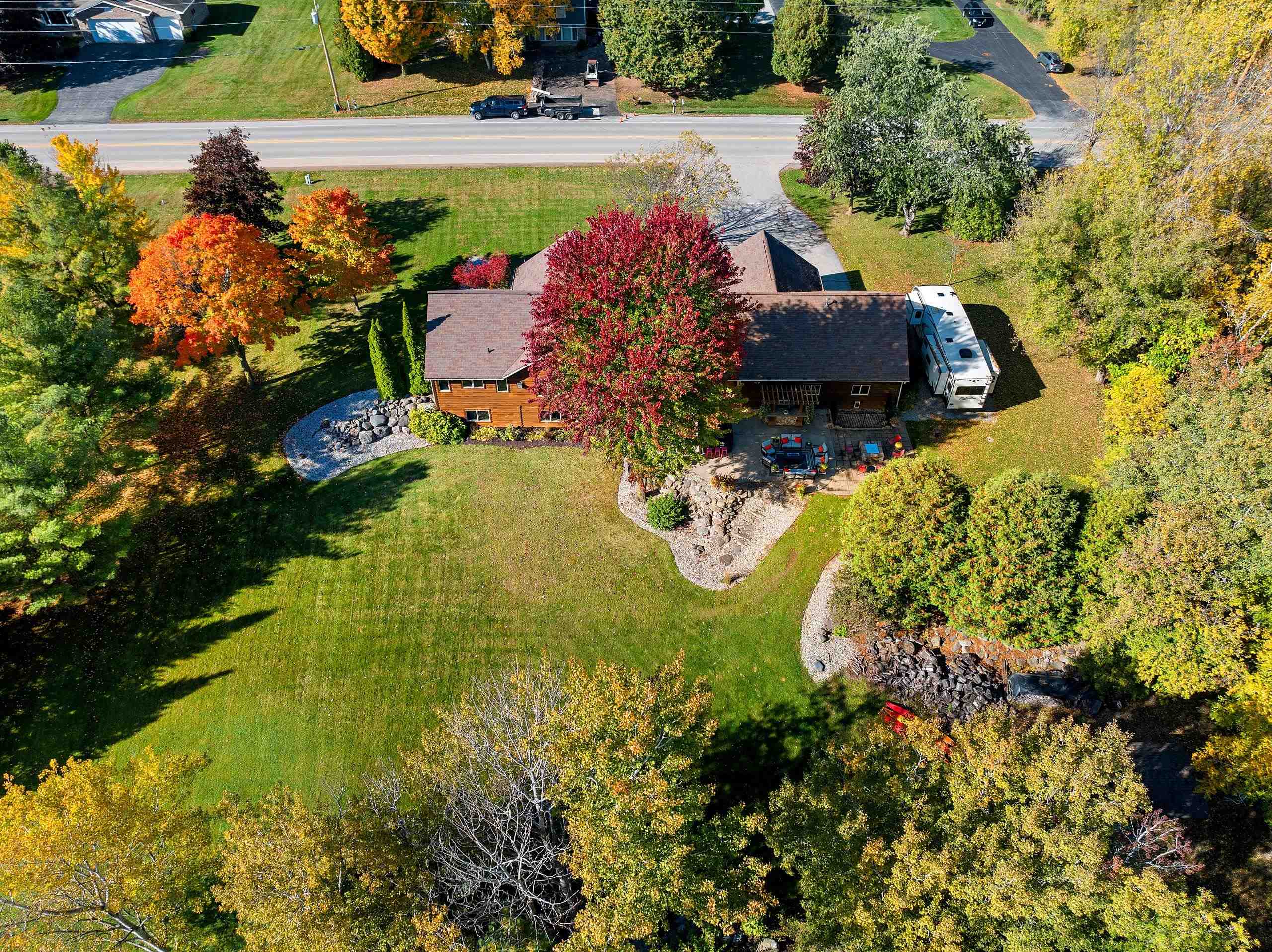 Green Bay, Wisconsin 54313, United States, 3 Bedrooms Bedrooms, ,3 BathroomsBathrooms,Residential,Active,231844