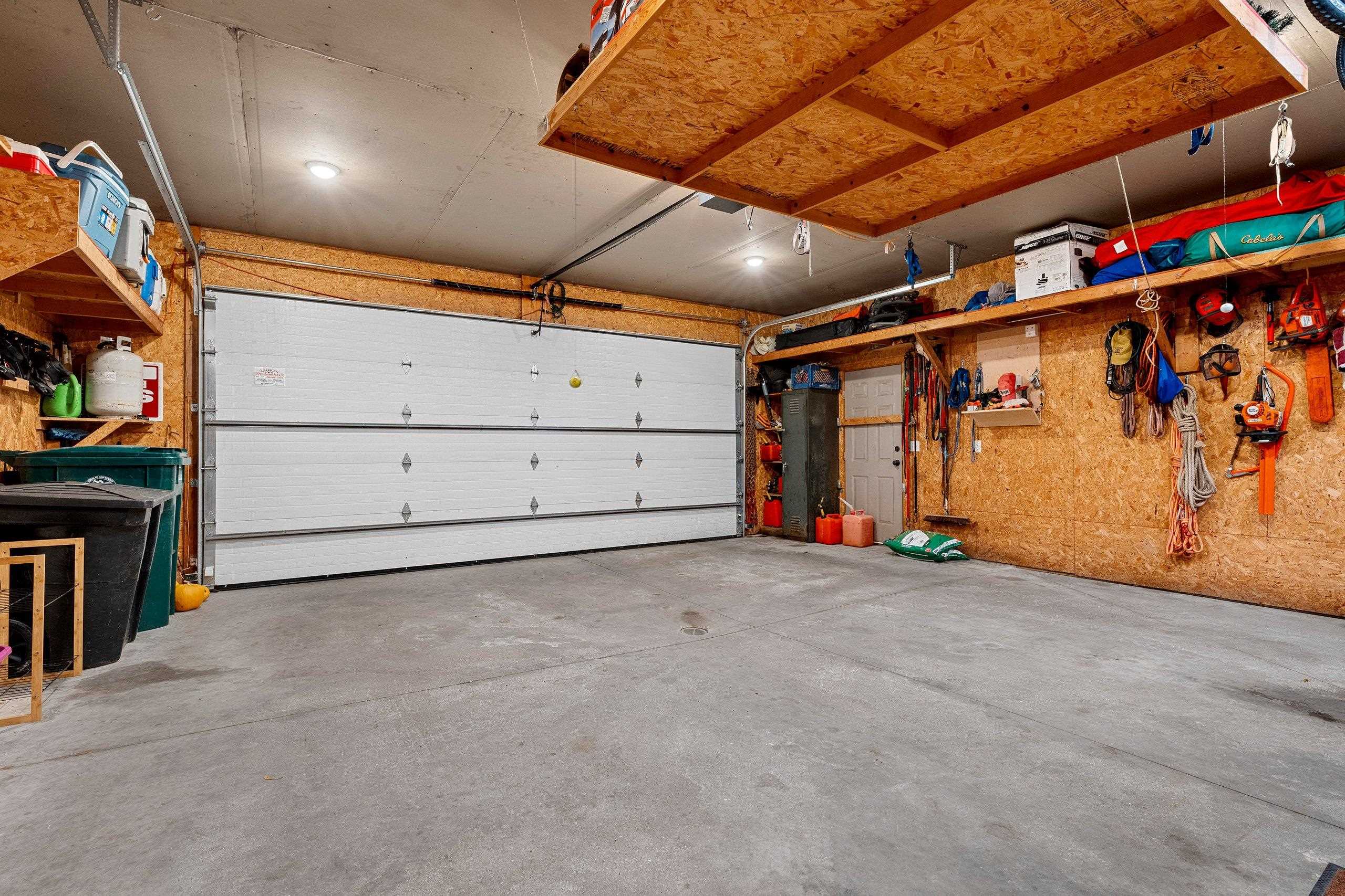 Green Bay, Wisconsin 54313, United States, 3 Bedrooms Bedrooms, ,3 BathroomsBathrooms,Residential,Active,231844