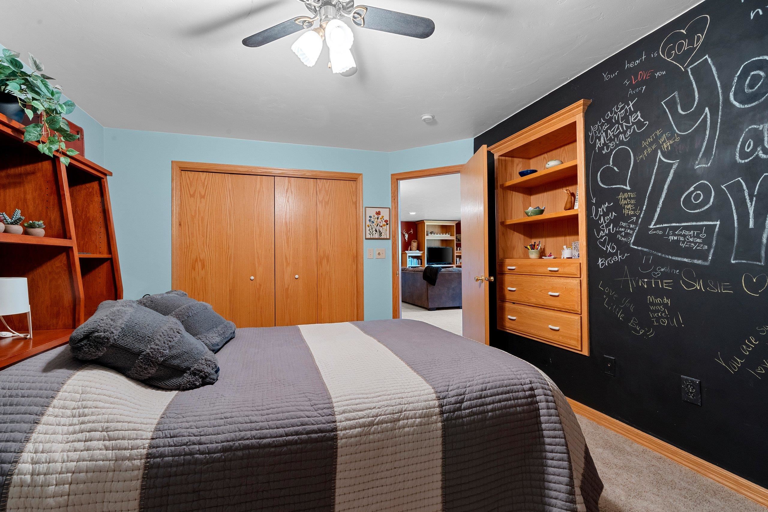 Green Bay, Wisconsin 54313, United States, 3 Bedrooms Bedrooms, ,3 BathroomsBathrooms,Residential,Active,231844