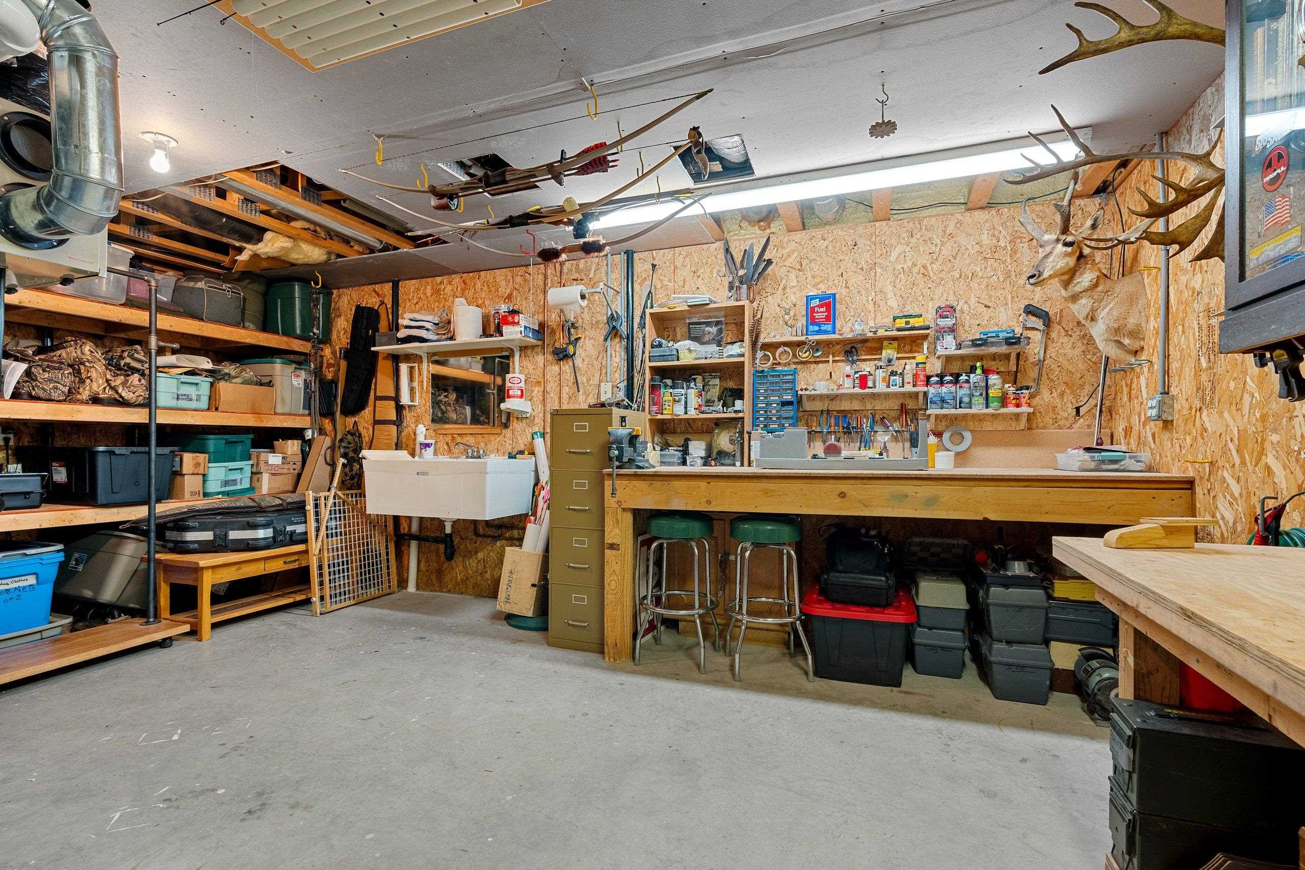 Green Bay, Wisconsin 54313, United States, 3 Bedrooms Bedrooms, ,3 BathroomsBathrooms,Residential,Active,231844