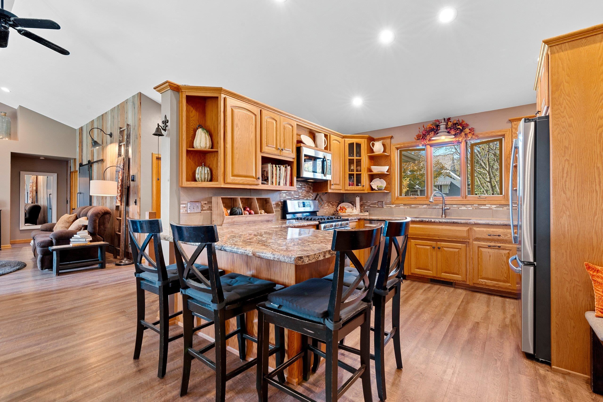 Green Bay, Wisconsin 54313, United States, 3 Bedrooms Bedrooms, ,3 BathroomsBathrooms,Residential,Active,231844