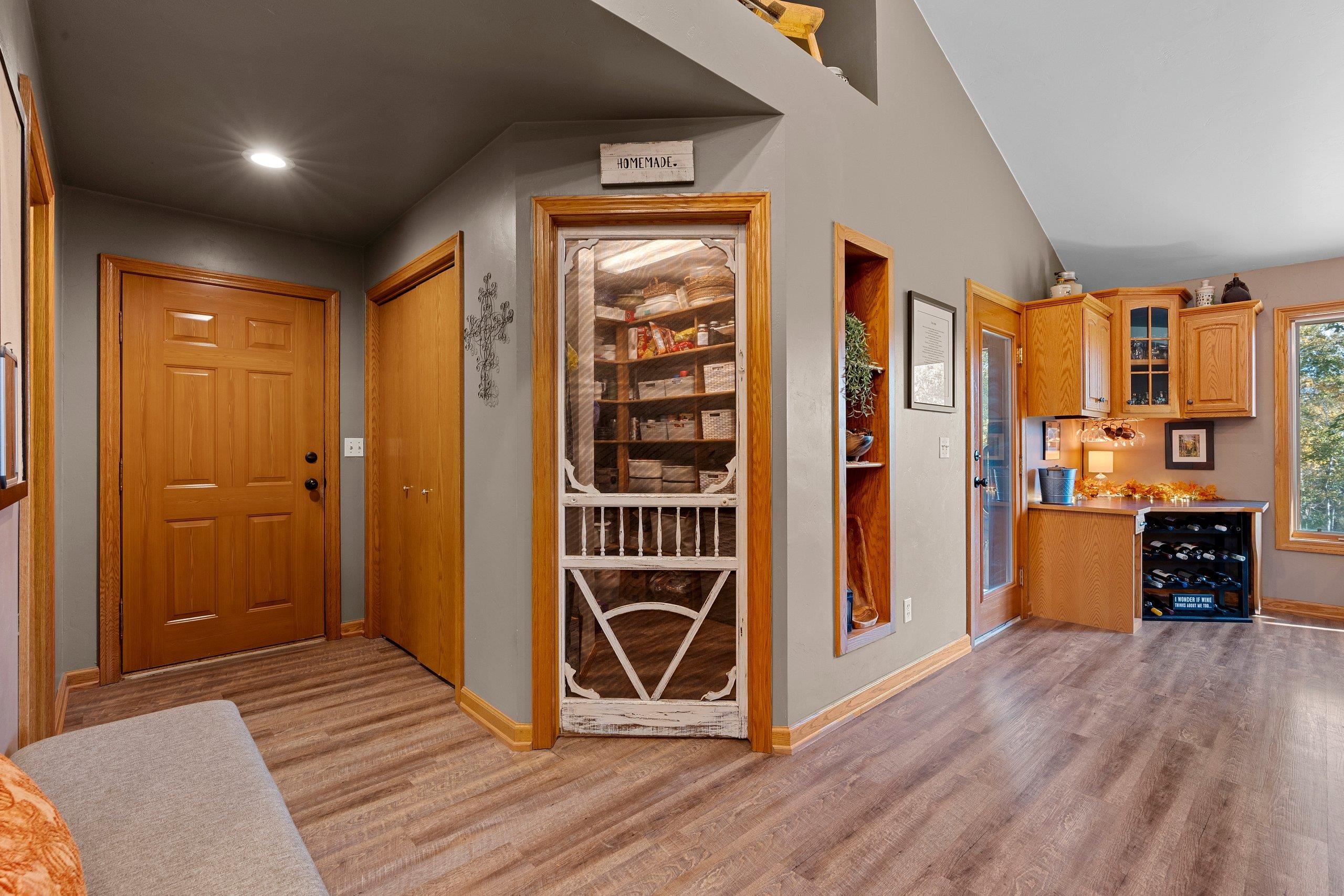 Green Bay, Wisconsin 54313, United States, 3 Bedrooms Bedrooms, ,3 BathroomsBathrooms,Residential,Active,231844