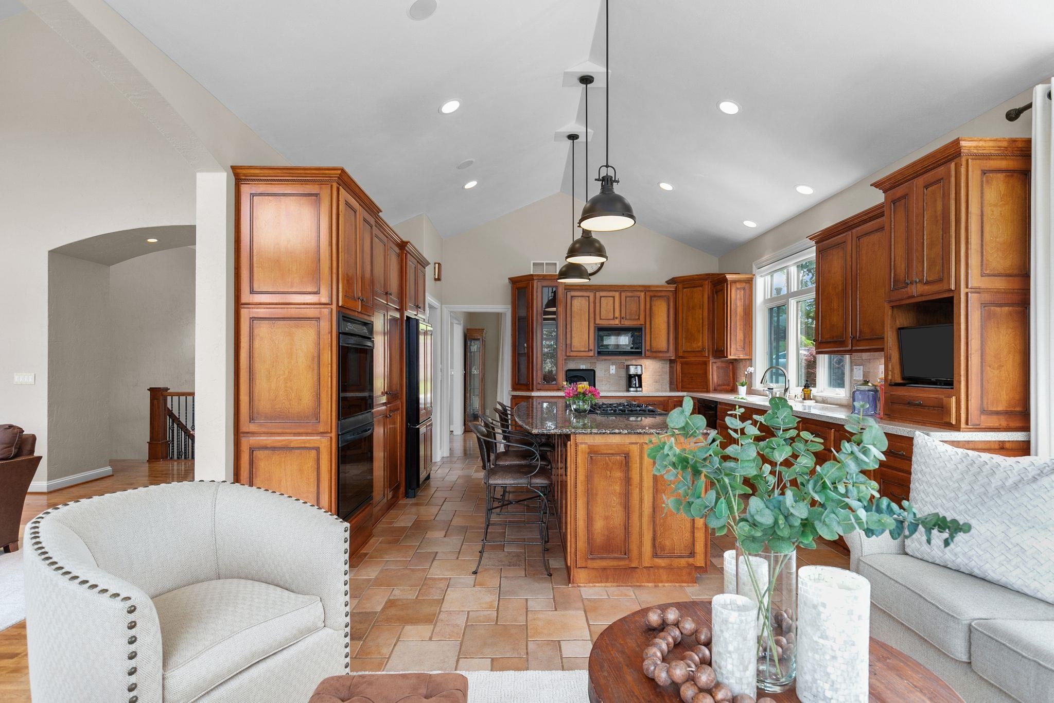 Appleton, Wisconsin 54915, United States, 4 Bedrooms Bedrooms, ,5 BathroomsBathrooms,Residential,Active,134944