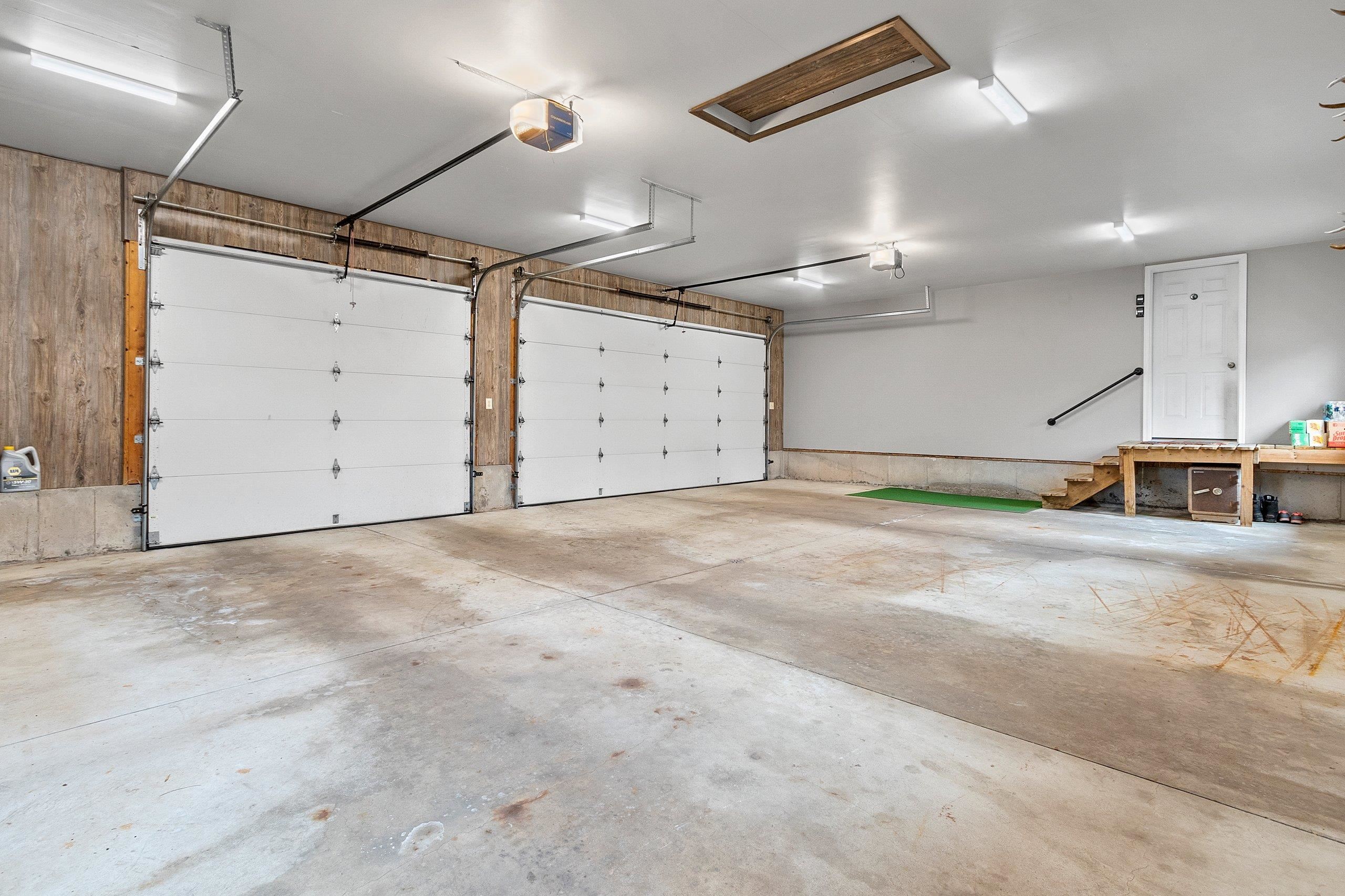 Shawano, Wisconsin 54166, United States, 3 Bedrooms Bedrooms, ,3 BathroomsBathrooms,Residential,Pending,29336