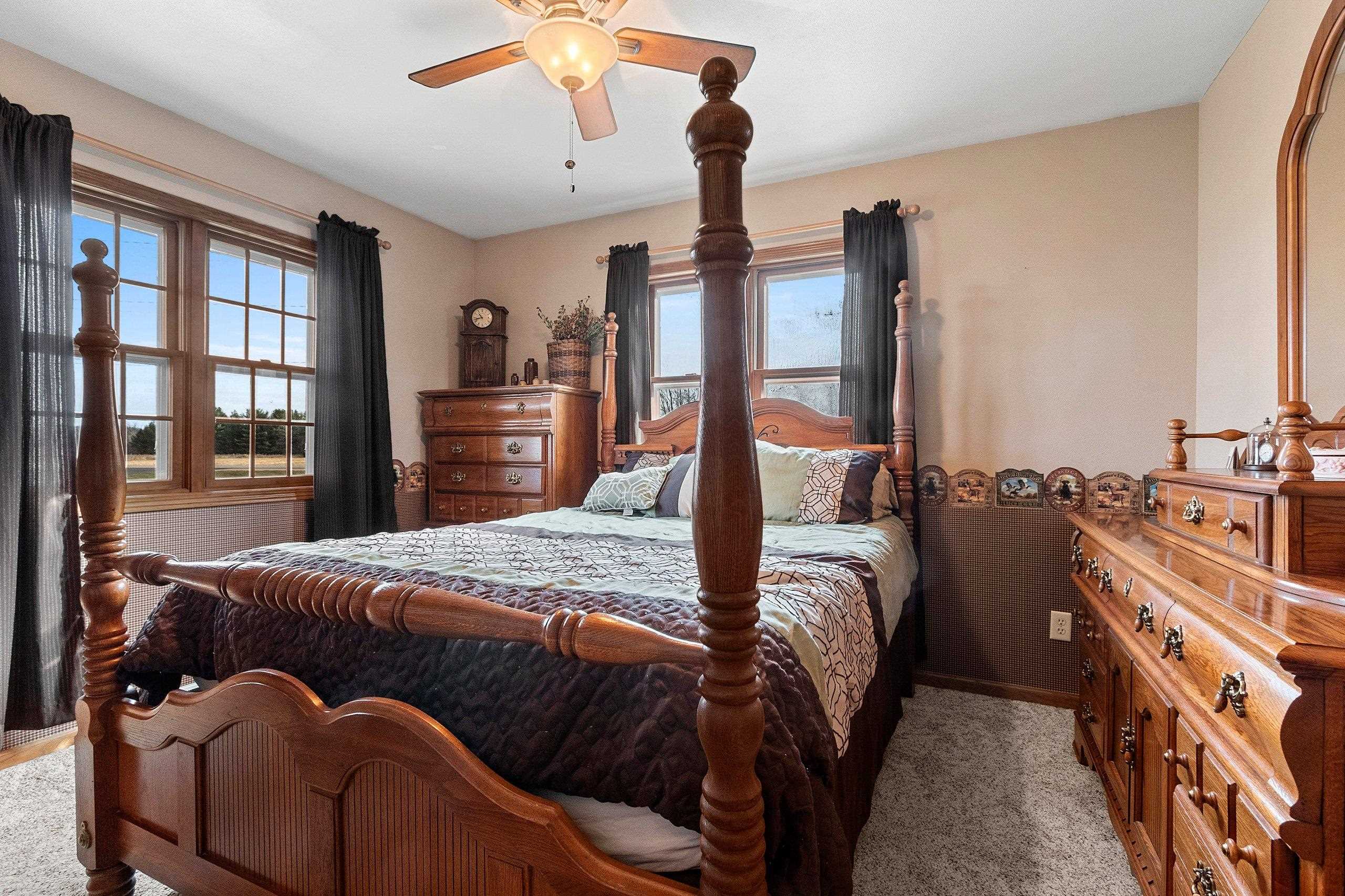 Shawano, Wisconsin 54166, United States, 3 Bedrooms Bedrooms, ,3 BathroomsBathrooms,Residential,Pending,29336