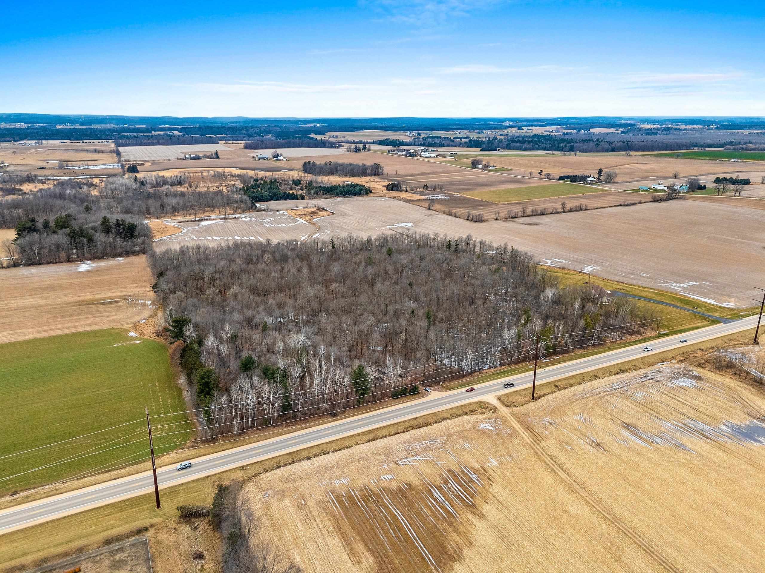 Shawano, Wisconsin 54166, United States, 3 Bedrooms Bedrooms, ,3 BathroomsBathrooms,Residential,Pending,29336