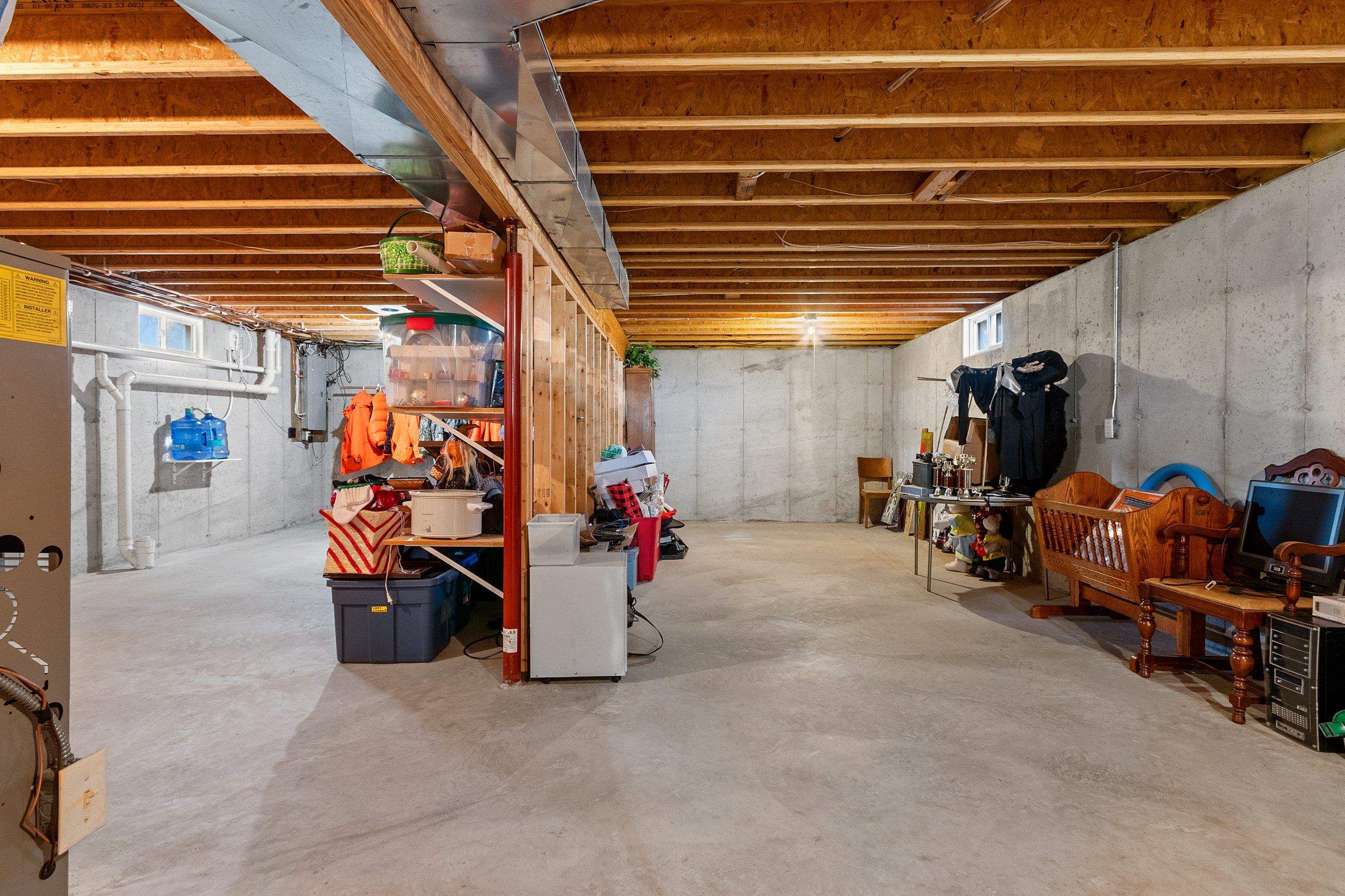 Shawano, Wisconsin 54166, United States, 3 Bedrooms Bedrooms, ,3 BathroomsBathrooms,Residential,Pending,29336