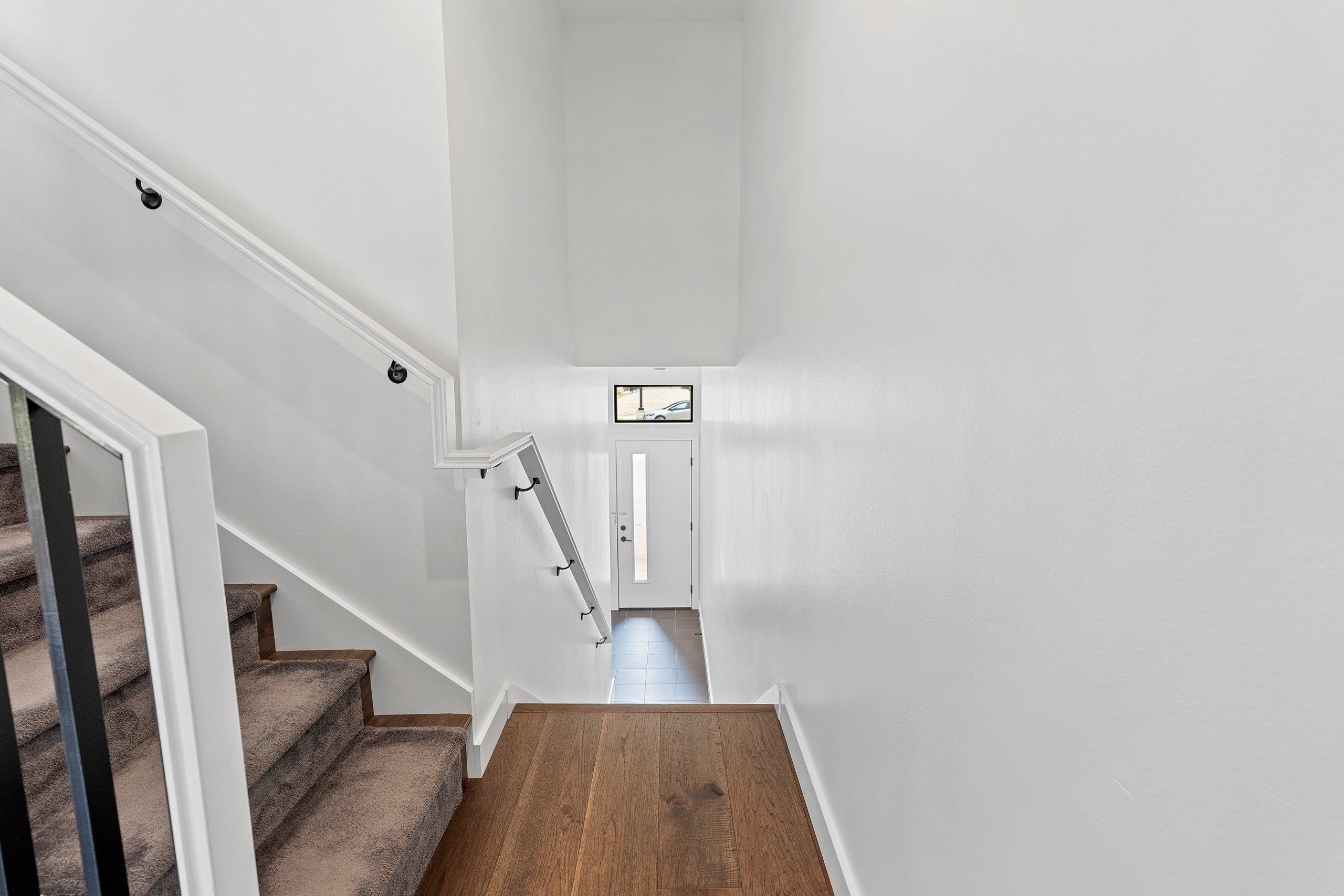 1100 BROOKWOOD Drive