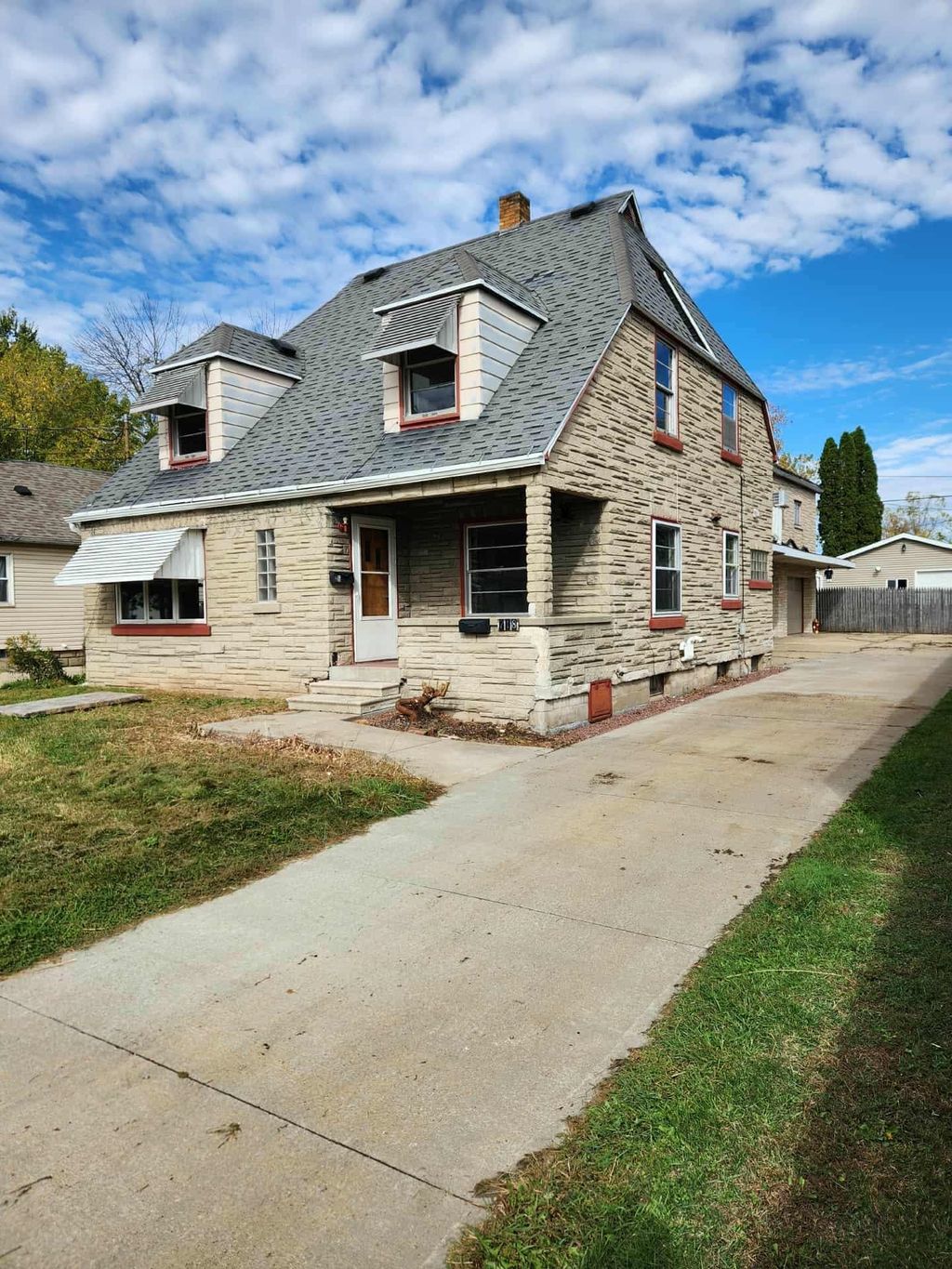 Photo of 716 W BELL Avenue, APPLETON, WI 54914 (MLS # 50316715)