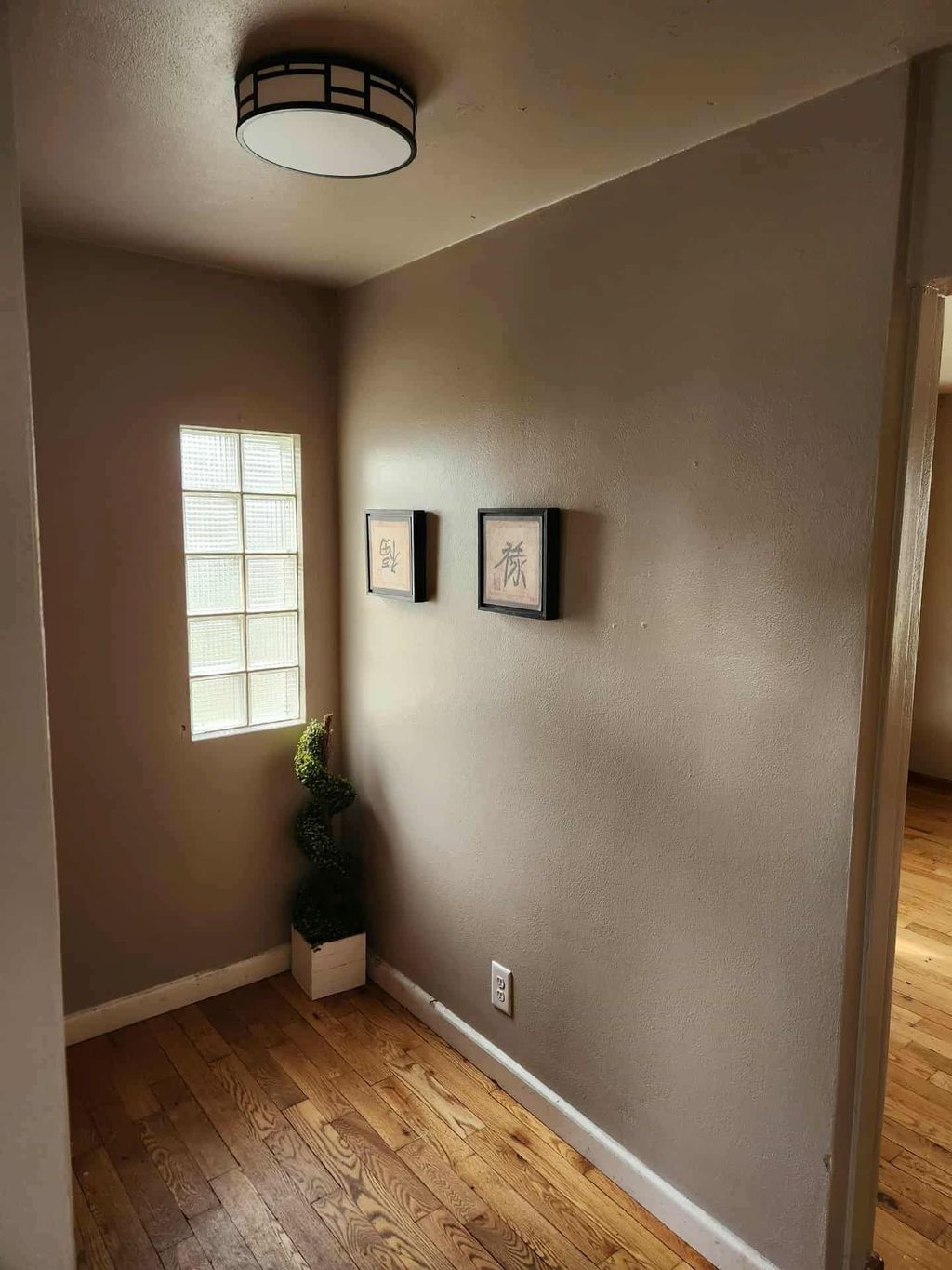 Photo of 716 W BELL Avenue, APPLETON, WI 54914 (MLS # 50316715)