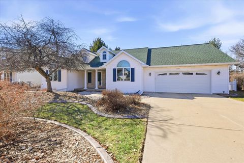 Photo of 2336 HOPF Lane, DE PERE, WI 54115 (MLS # 50322252)