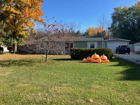 Photo of 4827 CTH CR Cir, MANITOWOC, WI 54220 (MLS # 50319795)