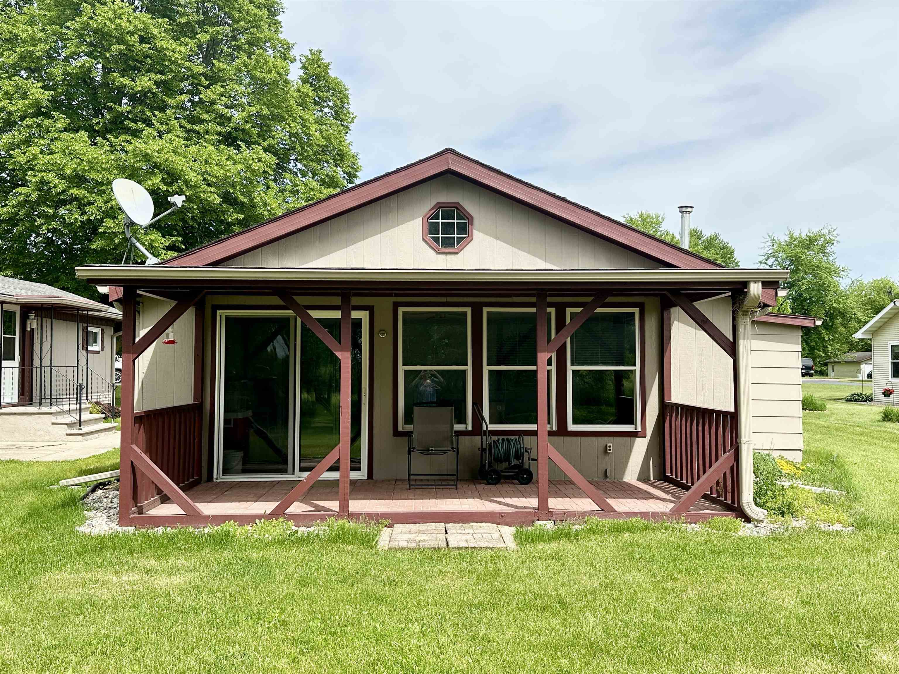 4631 MELODY Lane