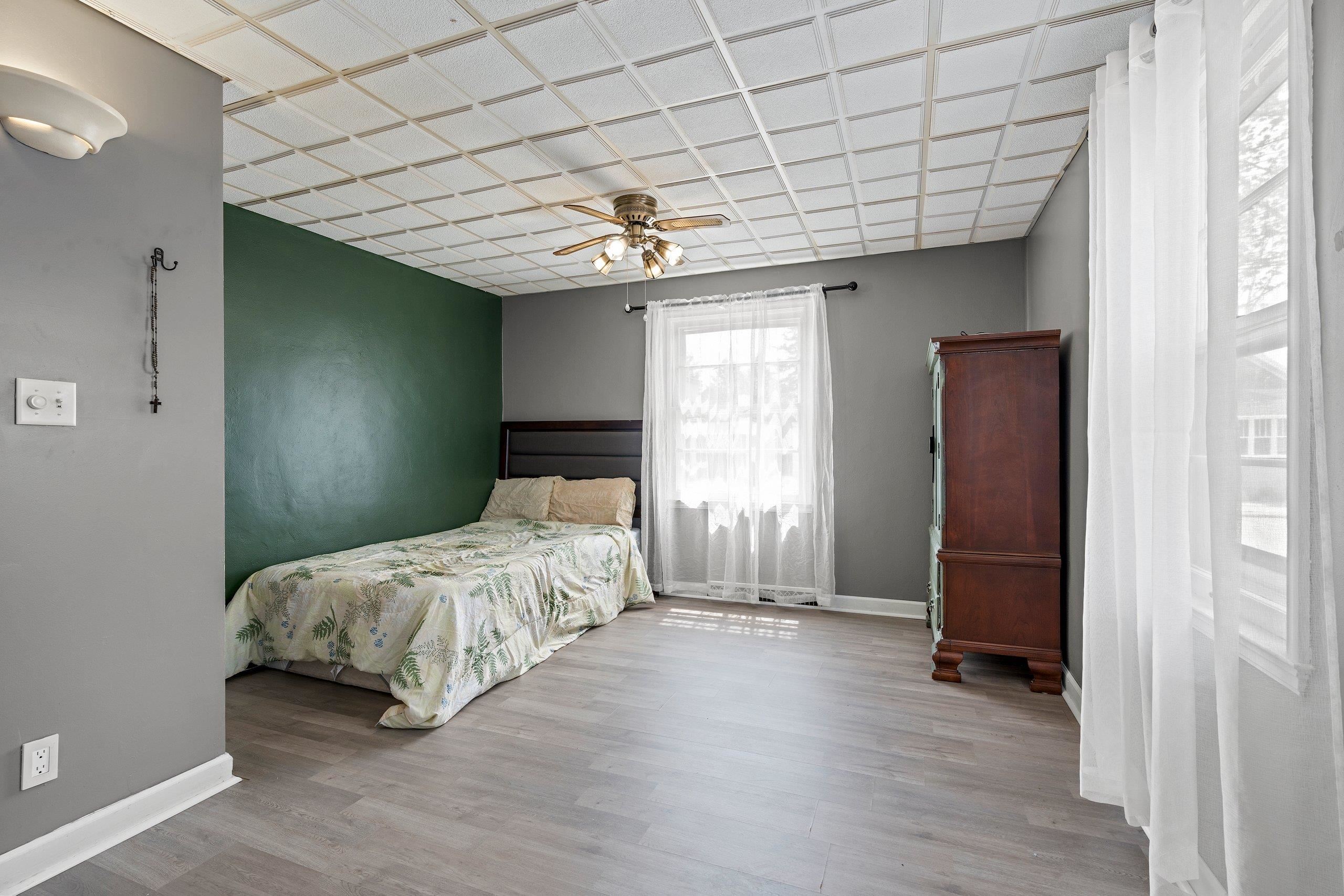 Two Rivers, Wisconsin 54241, United States, 2 Bedrooms Bedrooms, ,1 BathroomBathrooms,Residential,Pending,134026