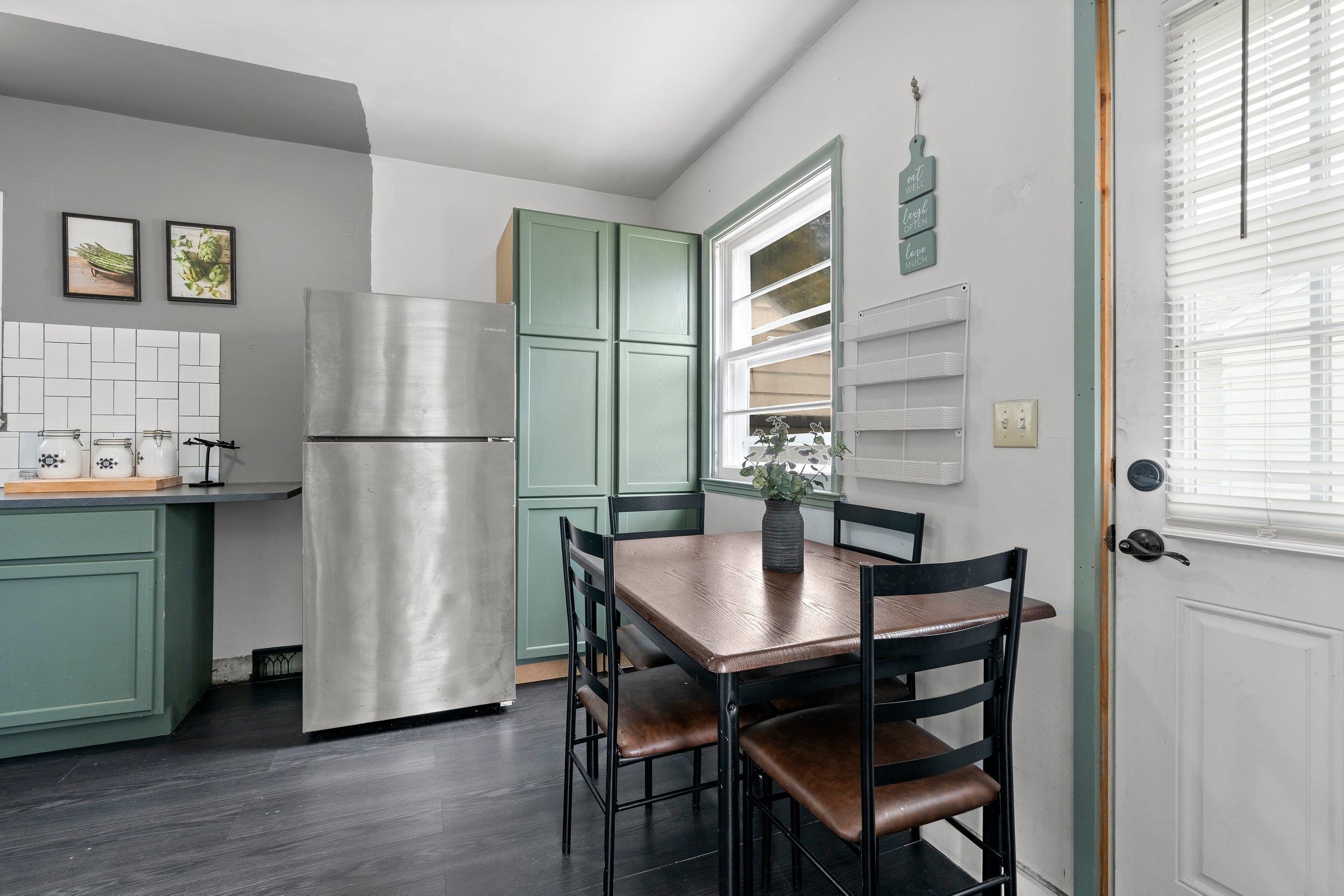 Two Rivers, Wisconsin 54241, United States, 2 Bedrooms Bedrooms, ,1 BathroomBathrooms,Residential,Pending,134026