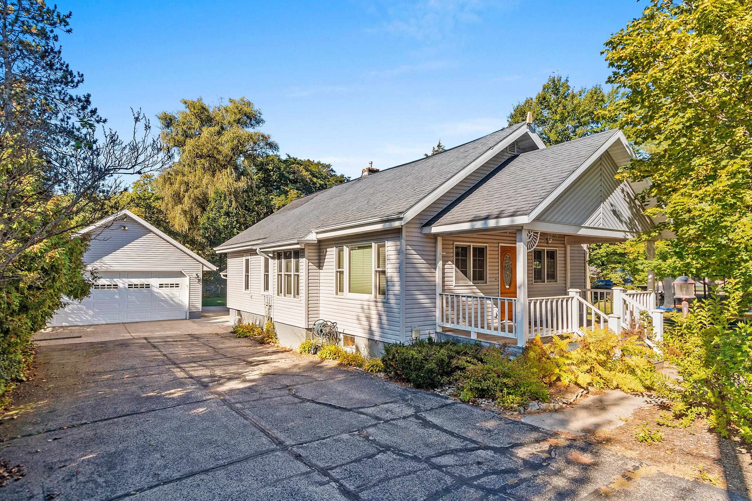 Embarrass, Wisconsin 54933, United States, 3 Bedrooms Bedrooms, ,3 BathroomsBathrooms,Residential,Active,225142 Embarrass, Wisconsin 54933, United States, 3 Bedrooms Bedrooms, ,3 BathroomsBathrooms,Residential,Active,225142