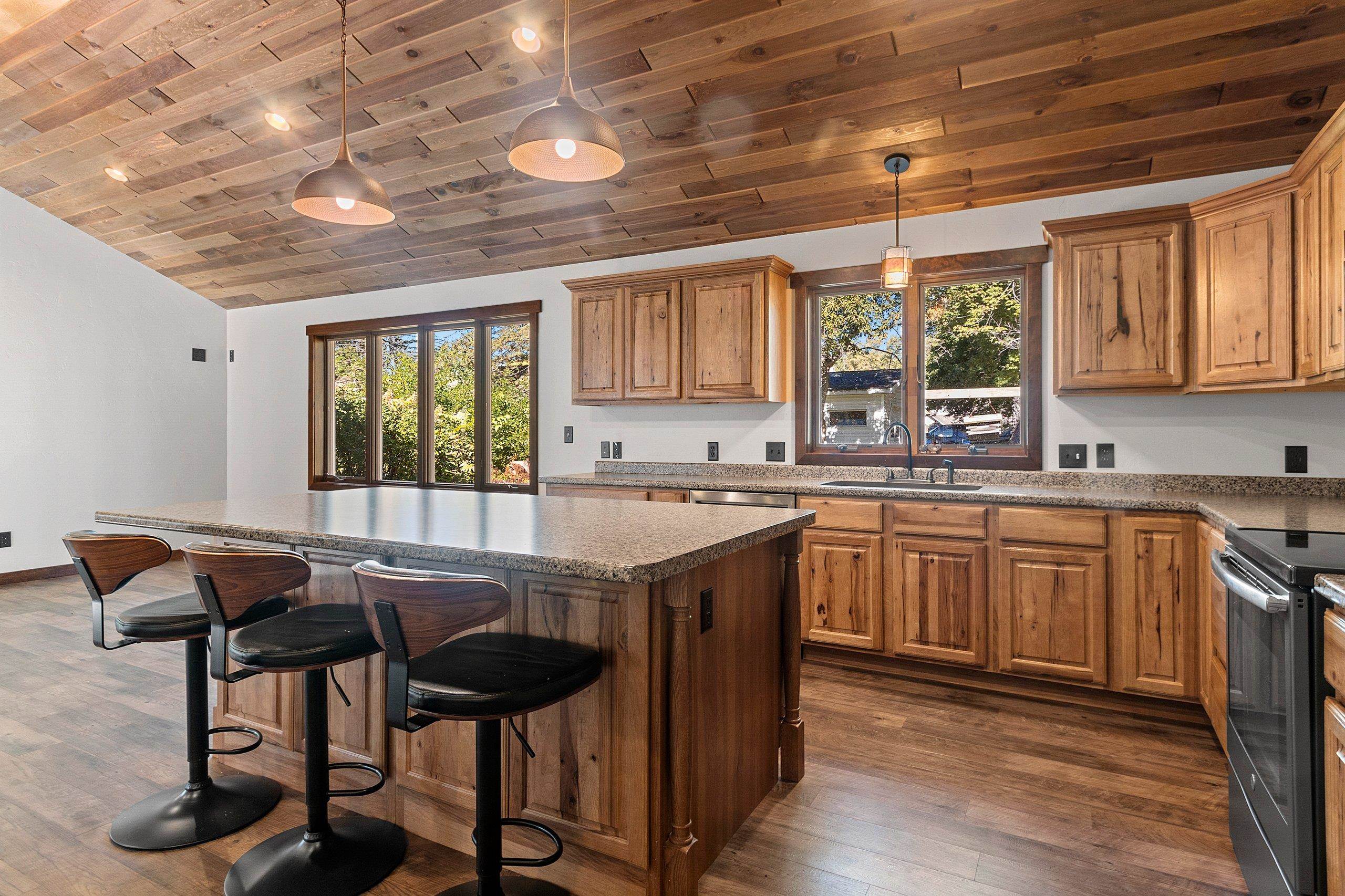 Embarrass, Wisconsin 54933, United States, 3 Bedrooms Bedrooms, ,3 BathroomsBathrooms,Residential,Active,225142