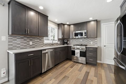 Photo of 1038 MARTIN Avenue, FOND DU LAC, WI 54935 (MLS # 50319208)