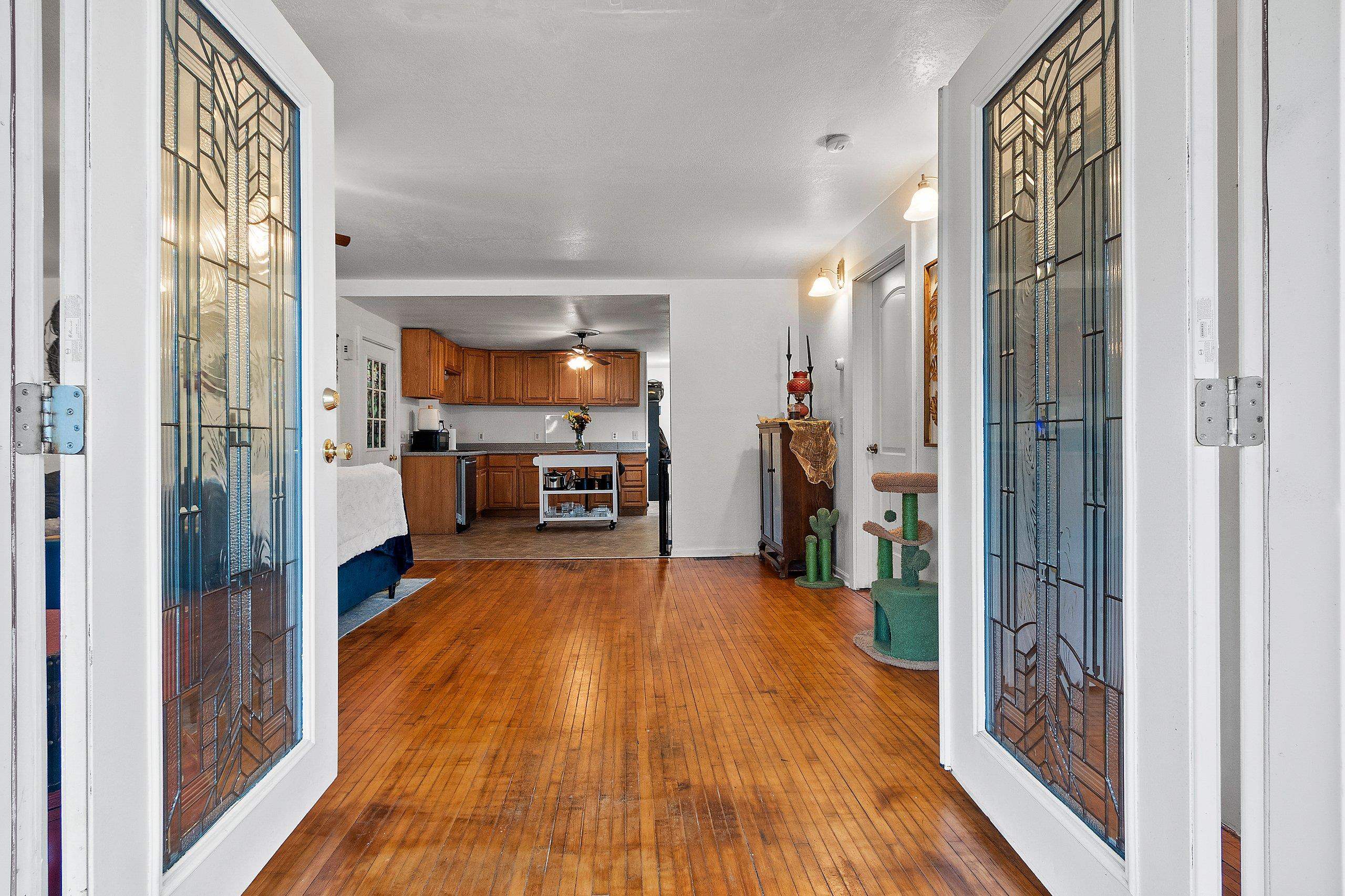 Marinette, Wisconsin 54143, United States, 2 Bedrooms Bedrooms, ,1 BathroomBathrooms,Residential,Active,240027