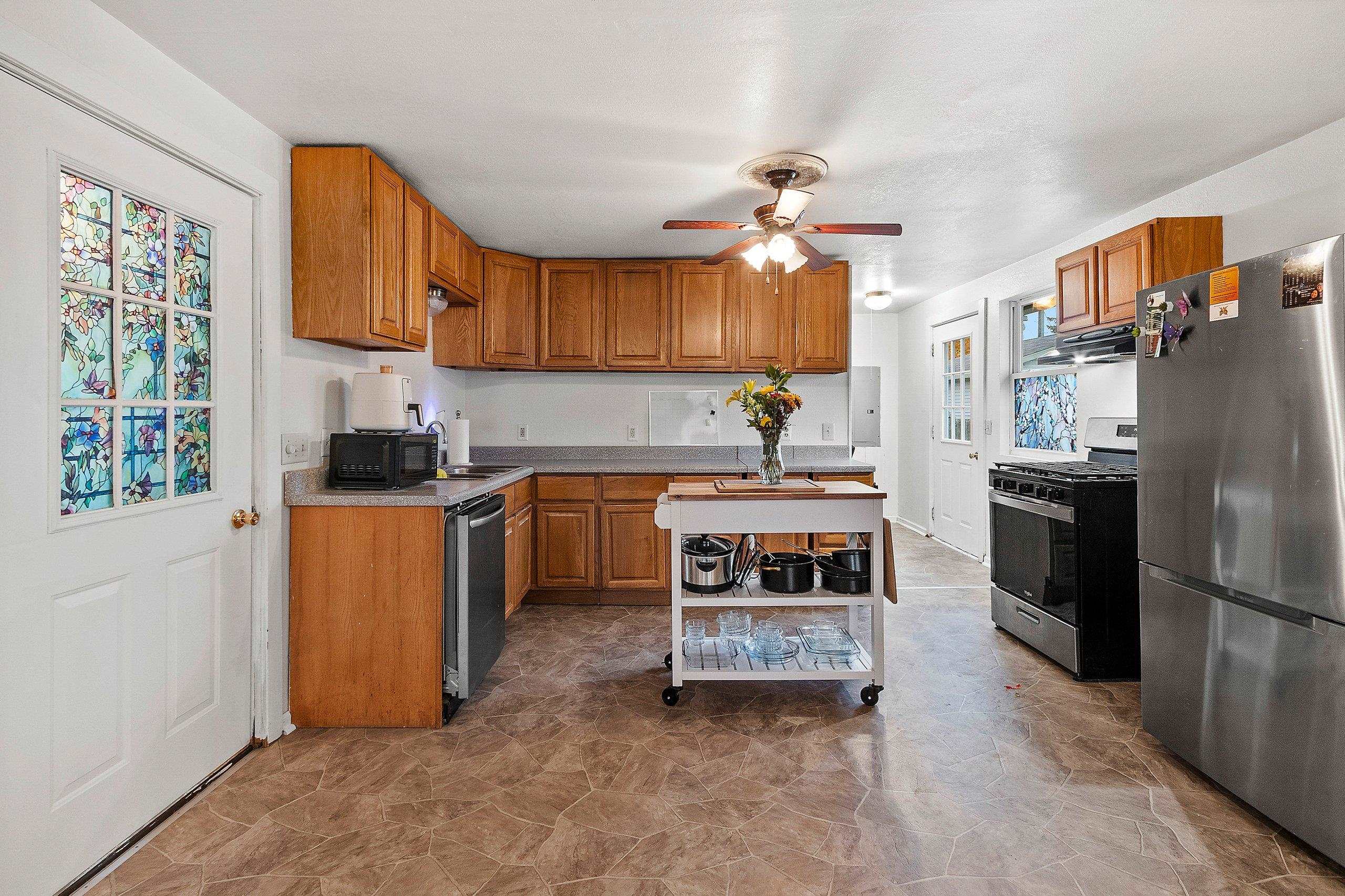 Marinette, Wisconsin 54143, United States, 2 Bedrooms Bedrooms, ,1 BathroomBathrooms,Residential,Active,240027