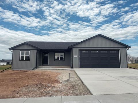 Photo of 3500 SNOW GOOSE Way, KAUKAUNA, WI 54130 (MLS # 50318717)