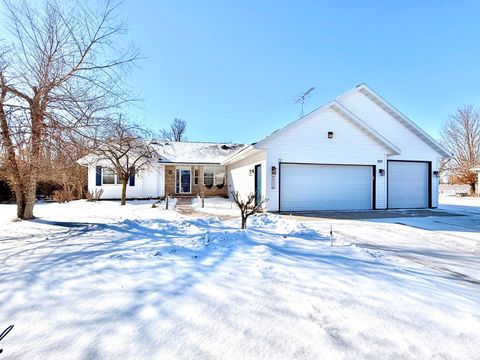 Photo of W6178 WESTLAKE Court, FOND DU LAC, WI 54937 (MLS # 50320689)