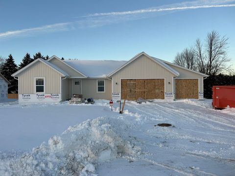 Photo of N3987 WETTERING Way, KAUKAUNA, WI 54130 (MLS # 50318970)