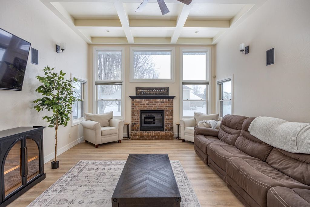 Photo of N7834 EDGEWATER Court, SHERWOOD, WI 54169 (MLS # 50322586)