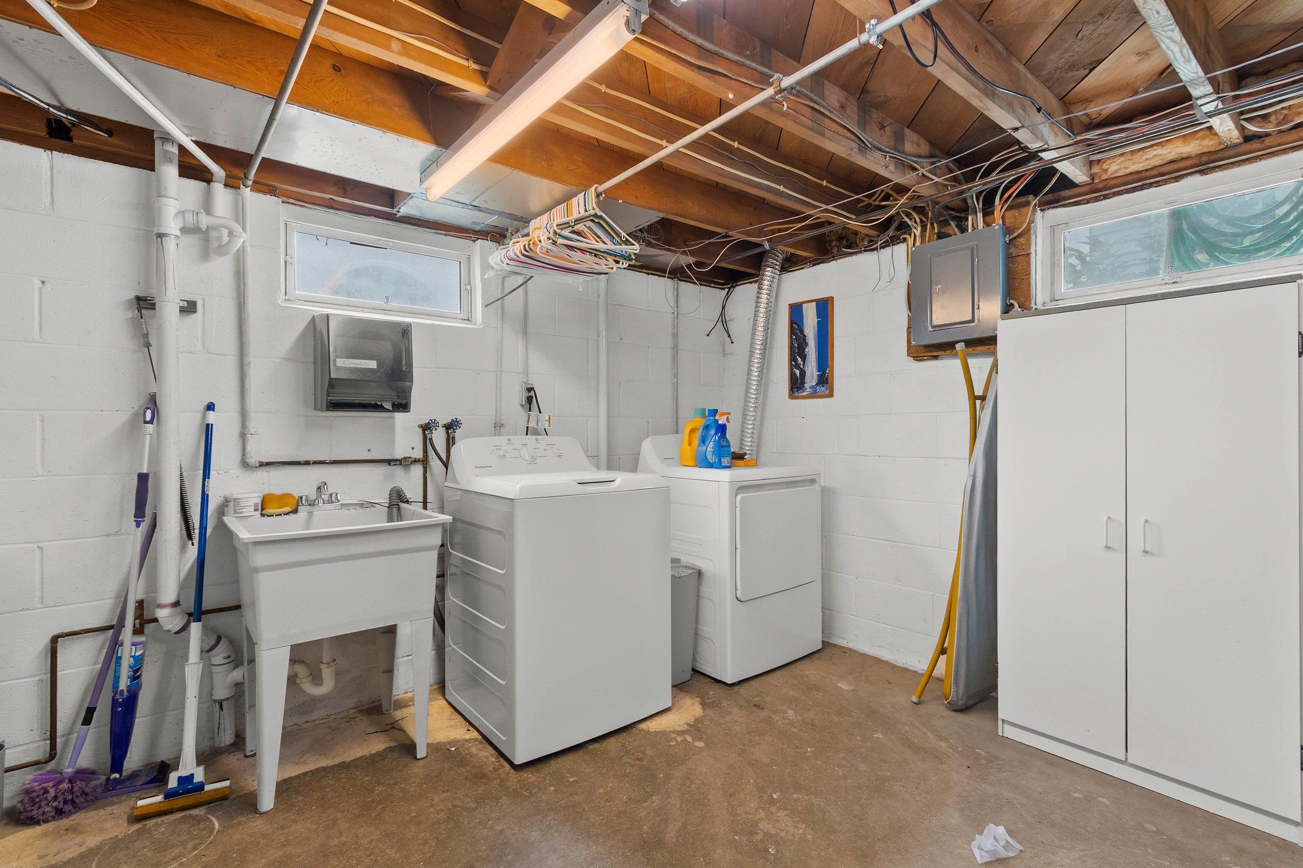 Shawano, Wisconsin 54166, United States, 4 Bedrooms Bedrooms, ,2 BathroomsBathrooms,Residential,Active,198370