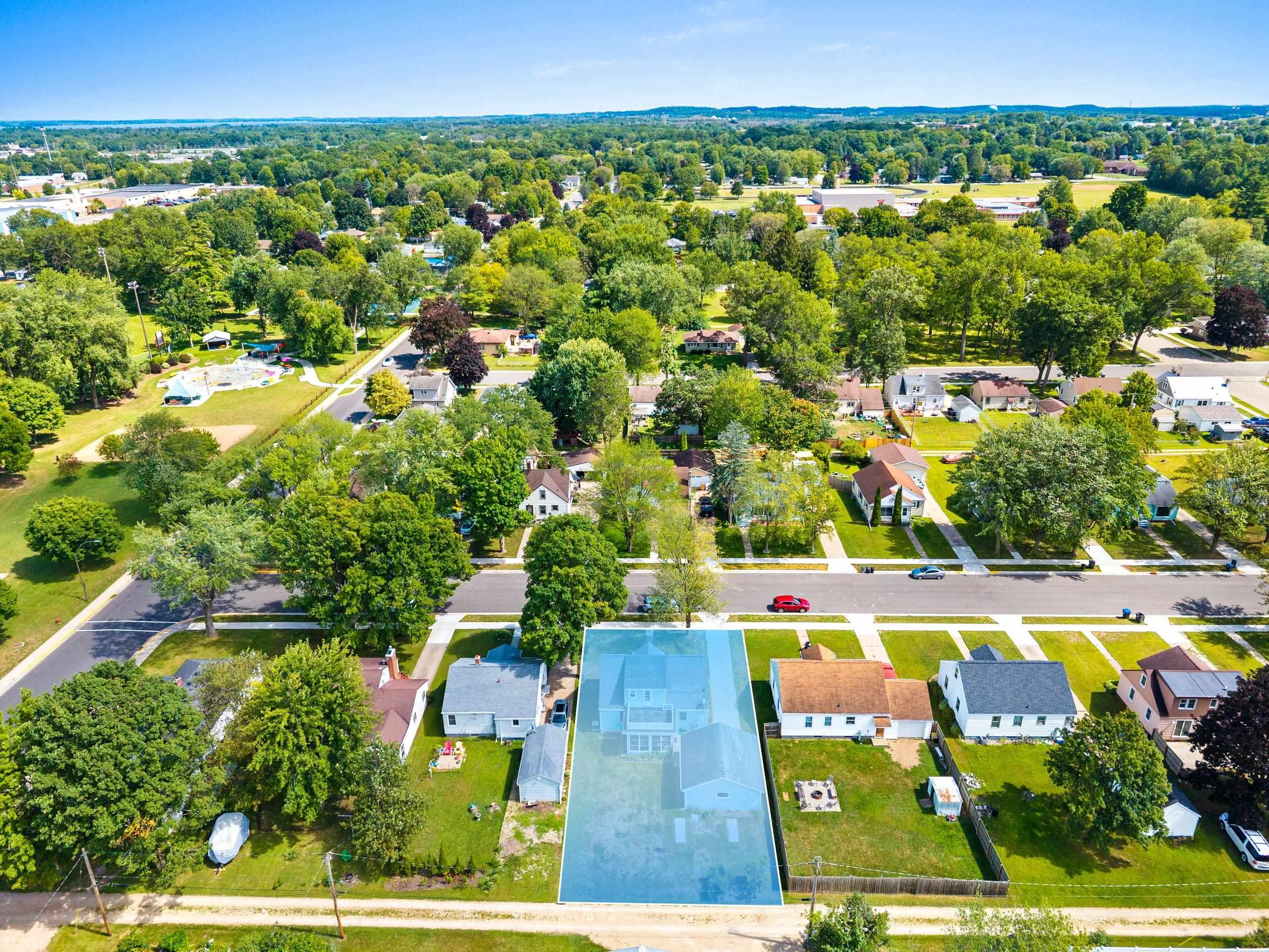 Shawano, Wisconsin 54166, United States, 4 Bedrooms Bedrooms, ,2 BathroomsBathrooms,Residential,Active,198370