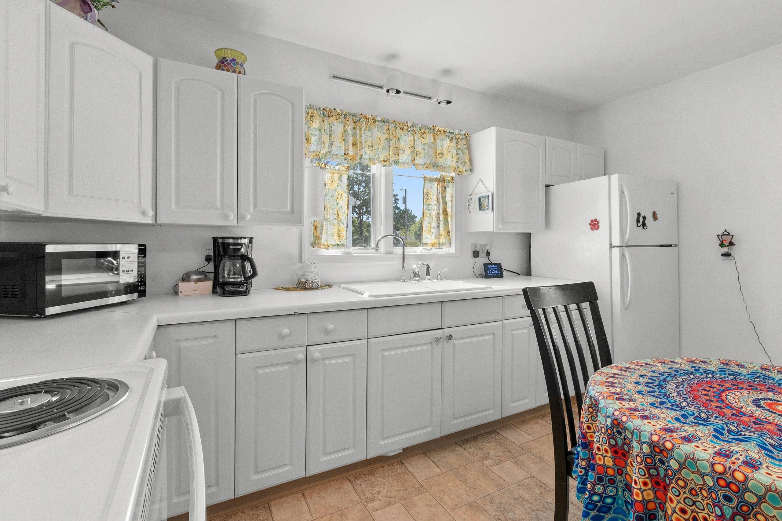 Shawano, Wisconsin 54166, United States, 4 Bedrooms Bedrooms, ,2 BathroomsBathrooms,Residential,Active,198370