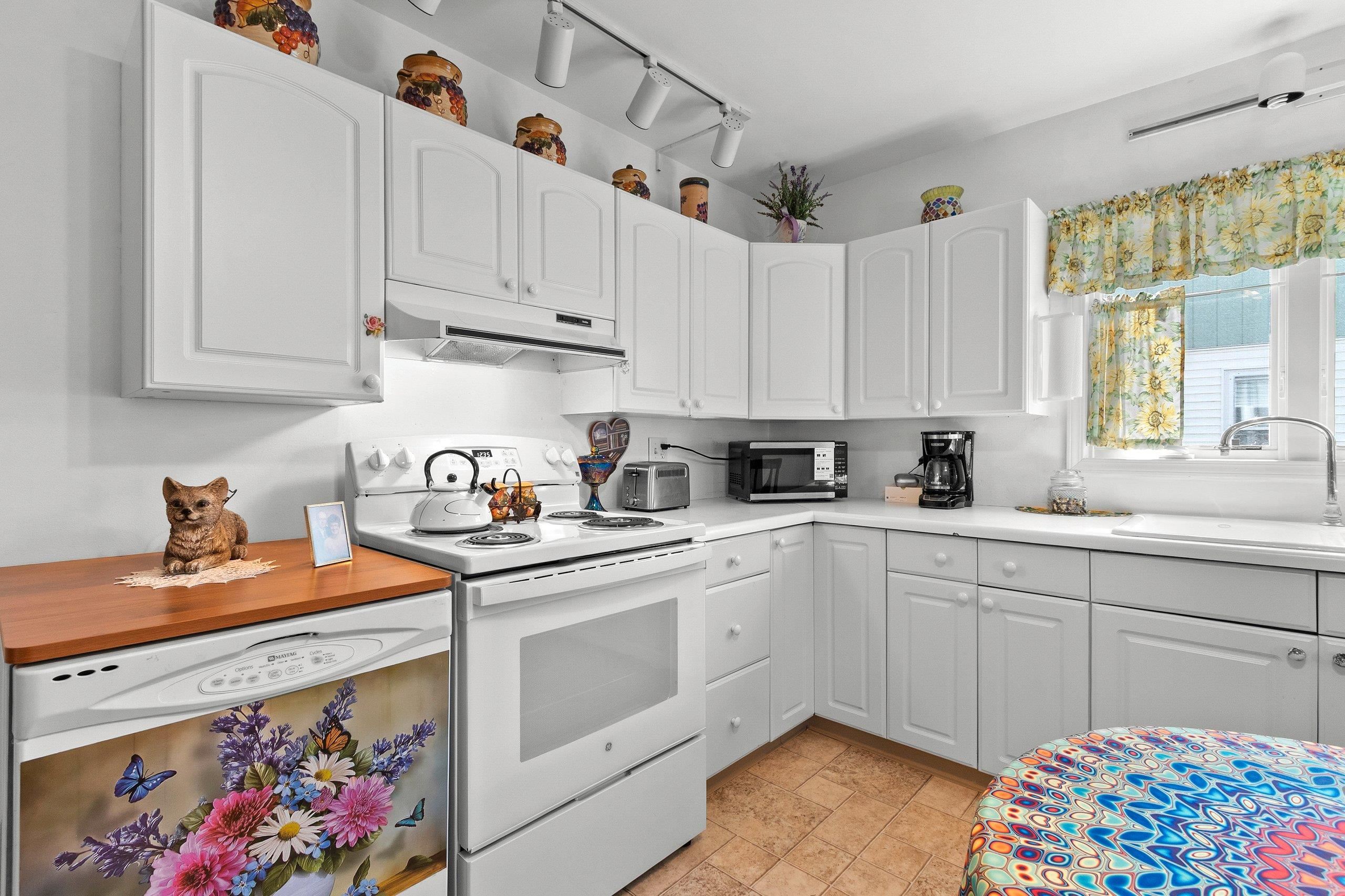 Shawano, Wisconsin 54166, United States, 4 Bedrooms Bedrooms, ,2 BathroomsBathrooms,Residential,Active,198370