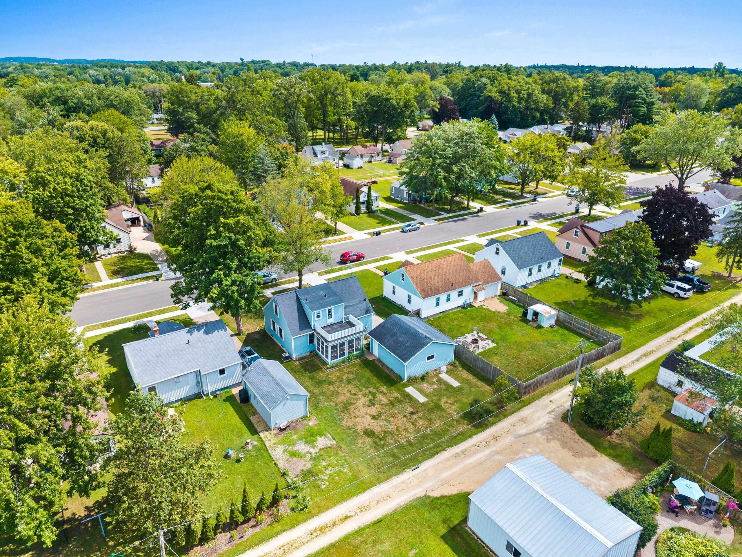 Shawano, Wisconsin 54166, United States, 4 Bedrooms Bedrooms, ,2 BathroomsBathrooms,Residential,Active,198370