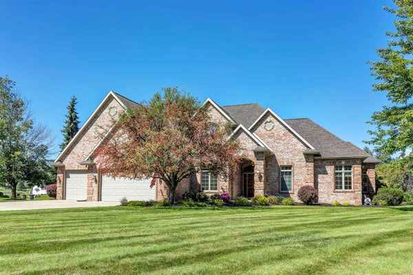 4360 HILTON HEAD CT, HOBART, WI 54155 - Image 4d8bbec4ead16ee8cd7e1d2a33400fc1/2007892005