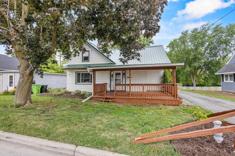 Photo of 872 UTICA Street, CHILTON, WI 53014 (MLS # 50330256)