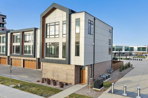 Photo of 1144 BROOKWOOD Drive, GREEN BAY, WI 54304 (MLS # 50318872)