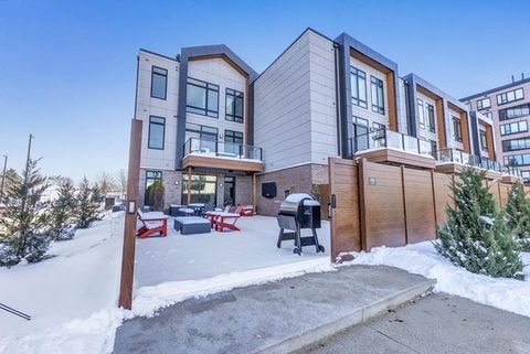 Photo of 1144 BROOKWOOD Drive, GREEN BAY, WI 54304 (MLS # 50318872)