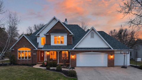 422 E OLDE PALTZER Court APPLETON WI 54913