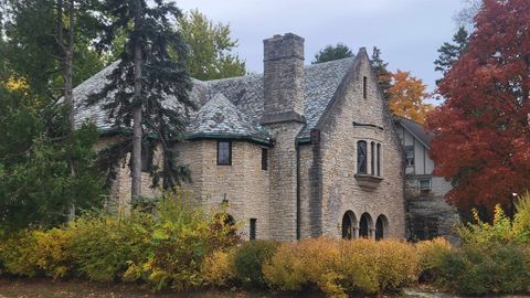 Photo of 1101 S MONROE Avenue, GREEN BAY, WI 54301 (MLS # 50318577)