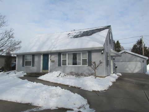 Photo of 1106 E BYRD Street, APPLETON, WI 54911 (MLS # 50318755)