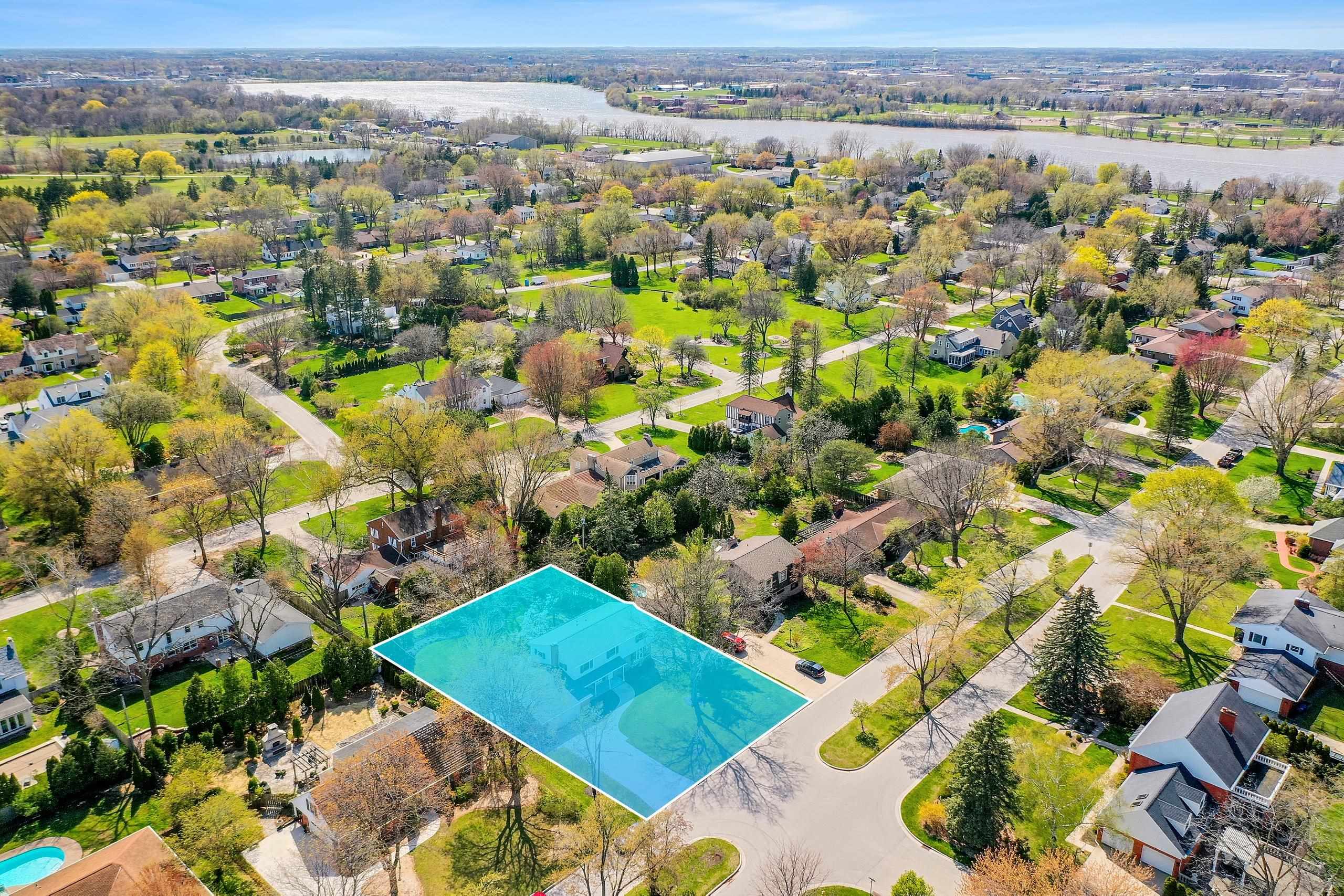 Green Bay, Wisconsin 54301, United States, 4 Bedrooms Bedrooms, ,3 BathroomsBathrooms,Residential,Active,134485