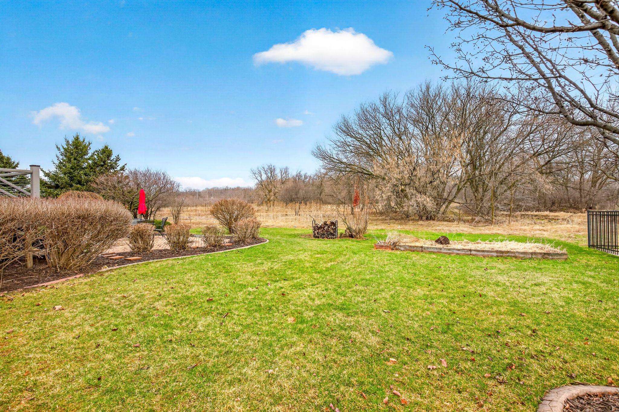 1321 SHOOTING STAR Drive