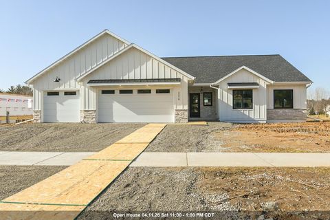 Photo of 3379 GLENDALE Avenue, GREEN BAY, WI 54313 (MLS # 50322089)