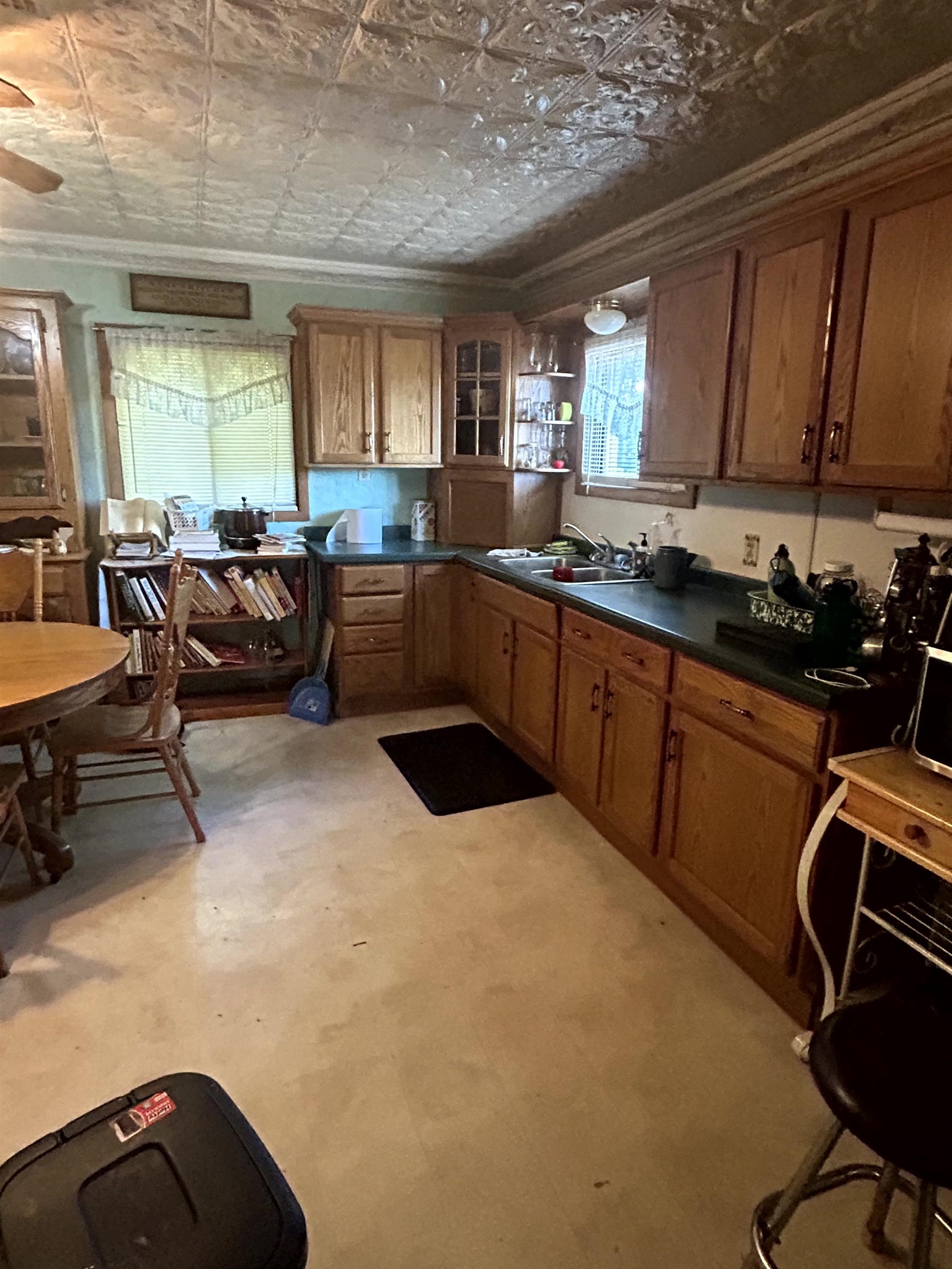 Shawano, Wisconsin 54166, United States, 3 Bedrooms Bedrooms, ,2 BathroomsBathrooms,Residential,Active,187951