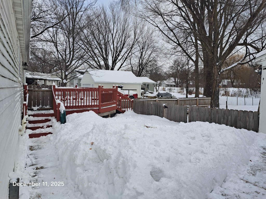 Photo of 620 LINCOLN Avenue, KAUKAUNA, WI 54130 (MLS # 50319124)