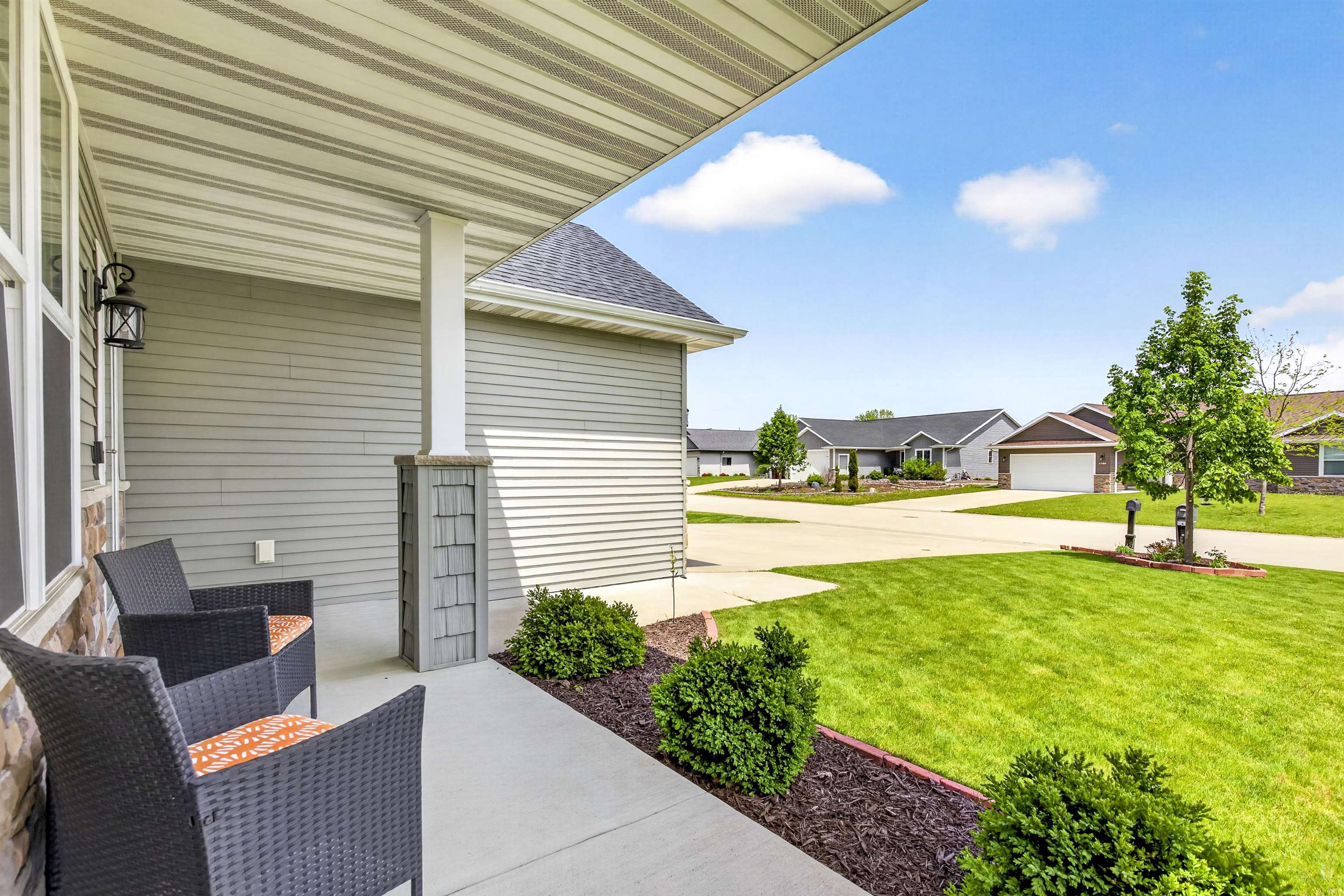 4789 N THISTLE Lane
