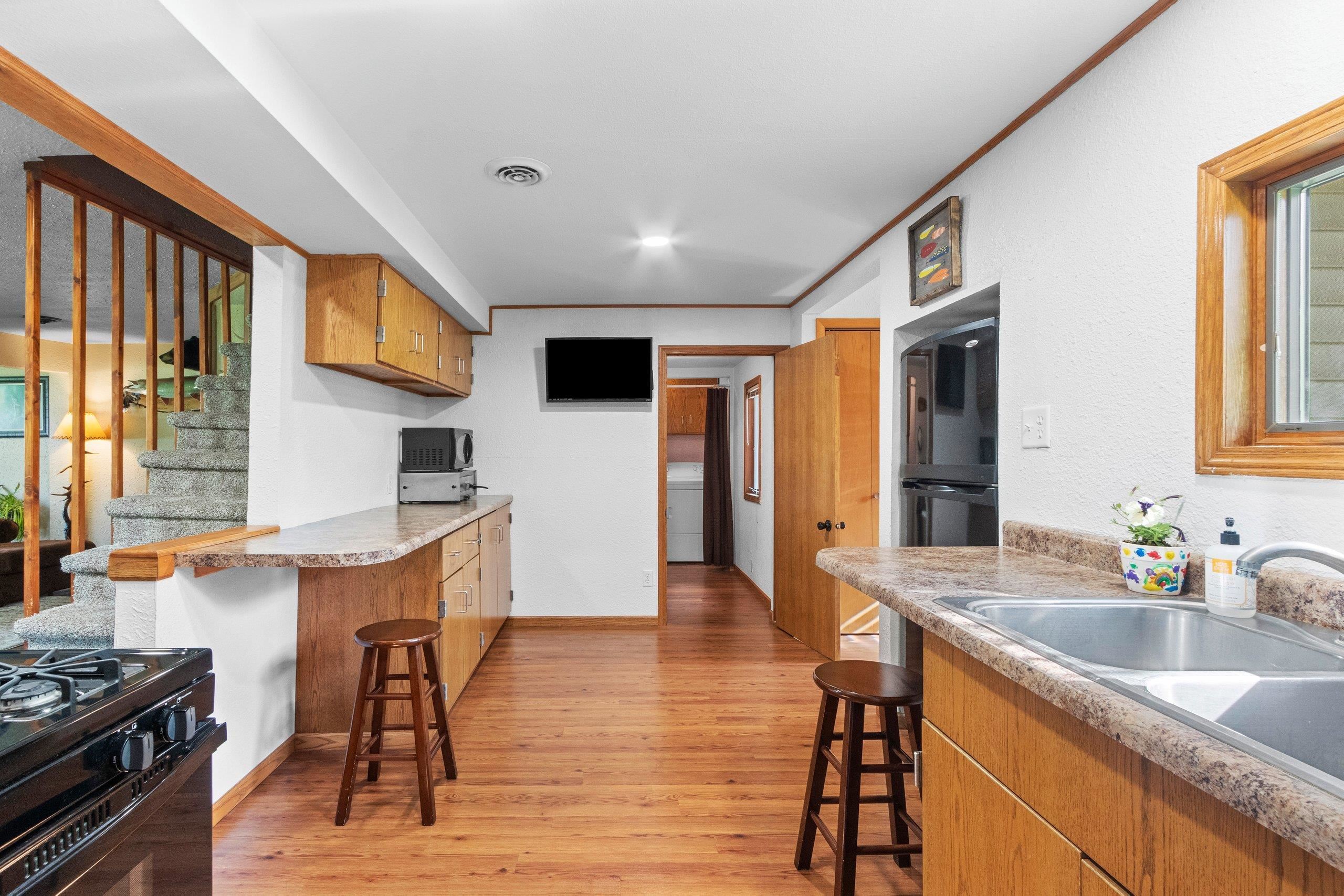 Cecil, Wisconsin 54111, United States, 3 Bedrooms Bedrooms, ,2 BathroomsBathrooms,Residential,Active,136642