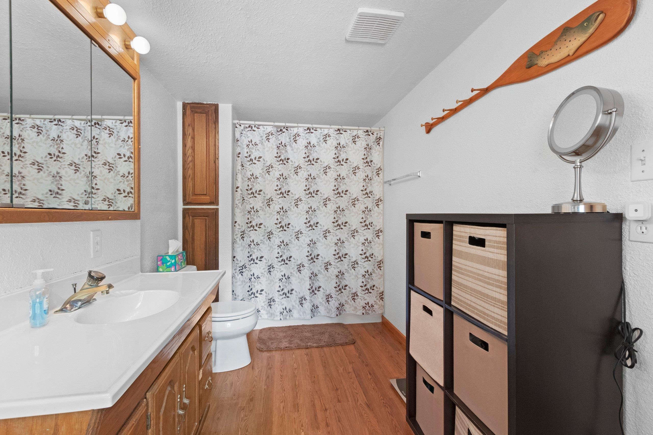 Cecil, Wisconsin 54111, United States, 3 Bedrooms Bedrooms, ,2 BathroomsBathrooms,Residential,Active,136642