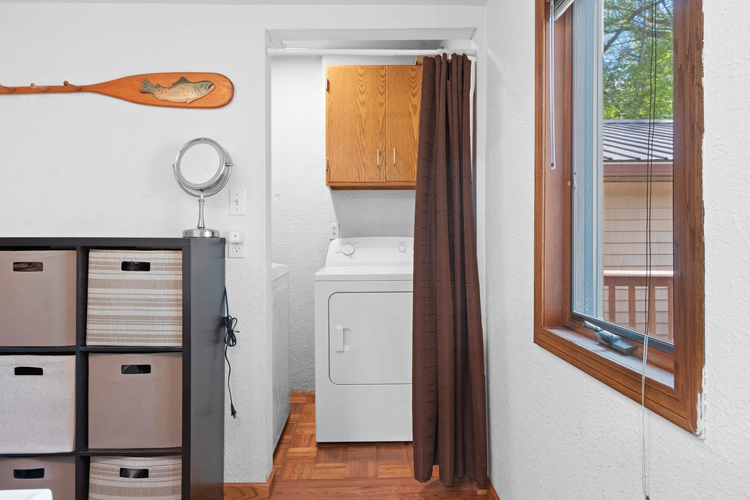 Cecil, Wisconsin 54111, United States, 3 Bedrooms Bedrooms, ,2 BathroomsBathrooms,Residential,Active,136642